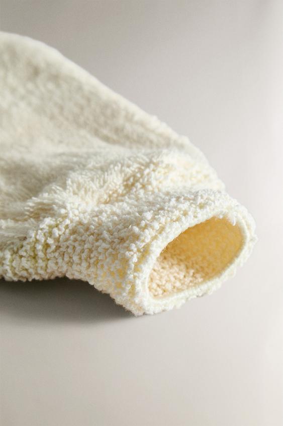 Exfoliating Glove